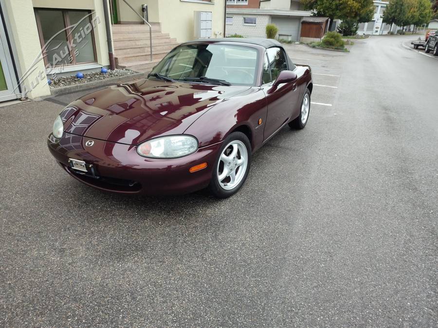 MAZDA MX-5 1.8