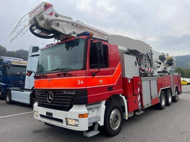 Mercedes-Benz Actros 3253 8 x Hubrettungsbühne