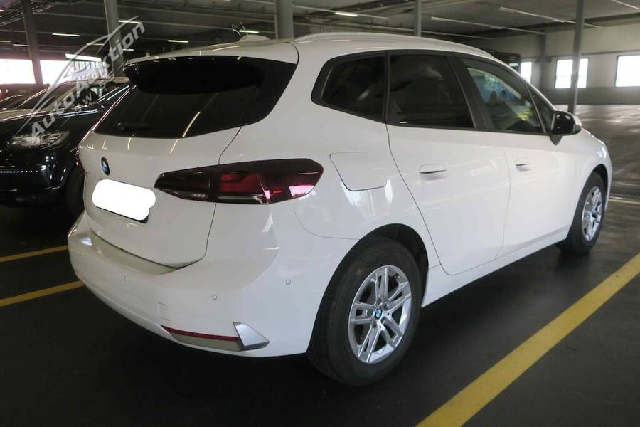 BMW 218I