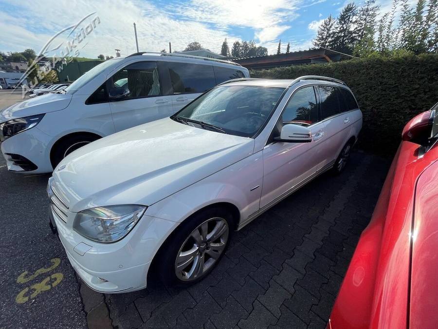 Mercedes-Benz C200