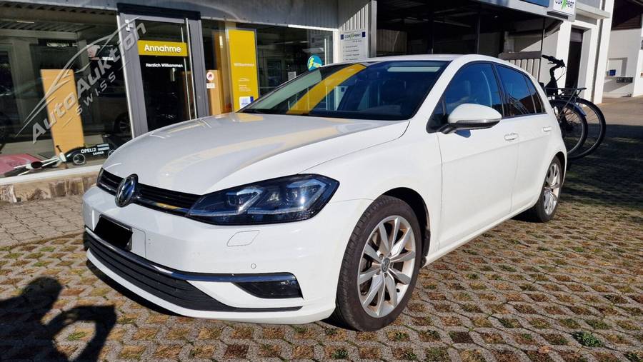 VW Golf 1.5 TSI 5
