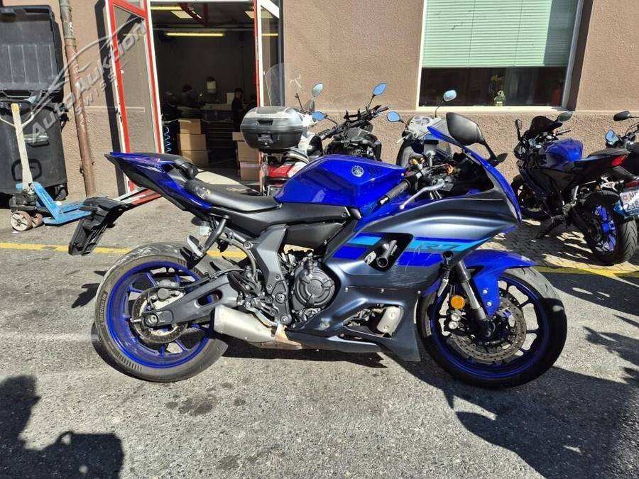 YAMAHA YZF-R7 (35kW)