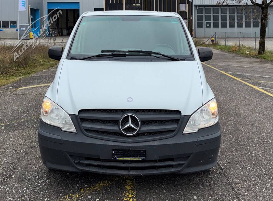 MERCEDES-BENZ Vito 113 CDI