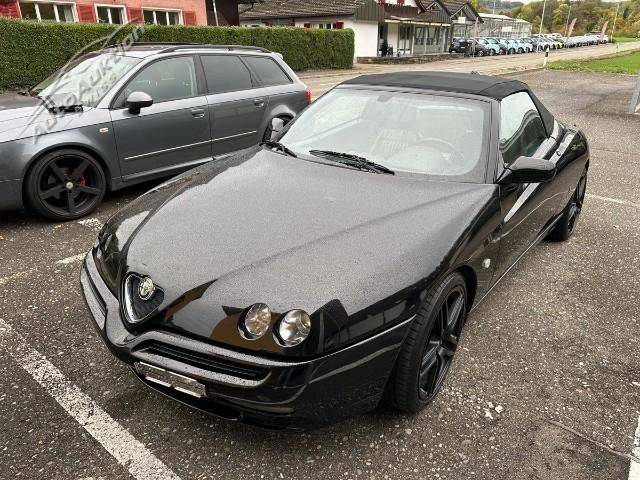 Alfa Romeo Spider 3.0 V6 24V L