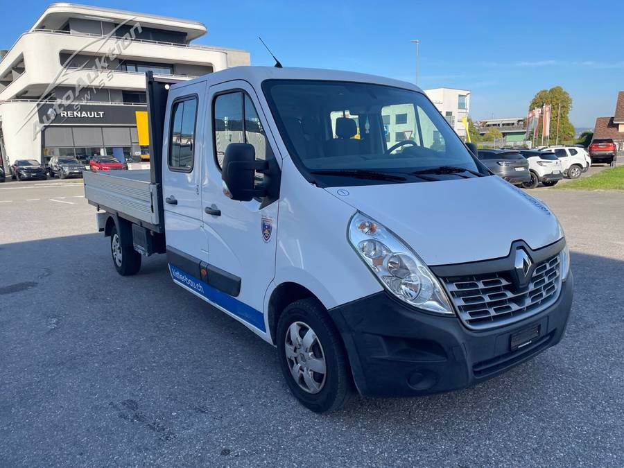 RENAULT Master dCi145