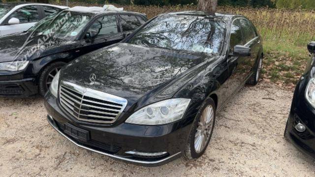 Mercedes-Benz S-Klasse W221 S 500 V8 BlueEF 4m lang