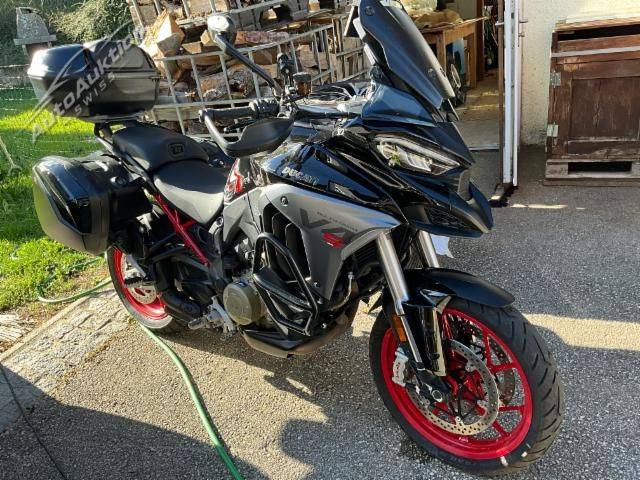 Ducati 1160 Multistrada V4 S Travel & Radar