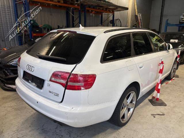 Audi A6 Avant 3.0 V6 TDI quattro T-Tronic