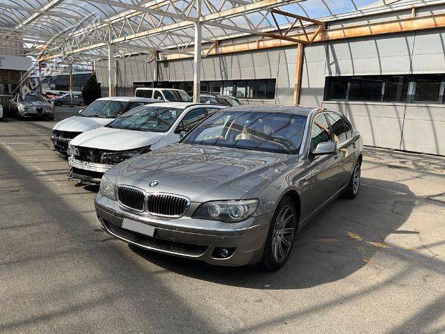 BMW 750I L limousine