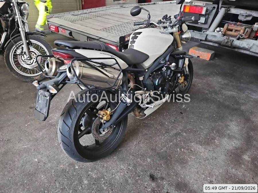 TRIUMPH Street Triple 675 0.7, 106 PS